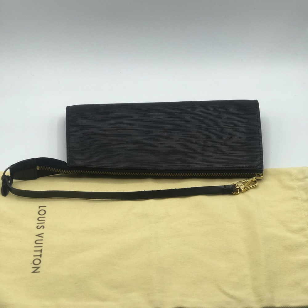 Louis Vuitton Epi Pochette Clutch Wristlet Pouch - Picture 3 of 15